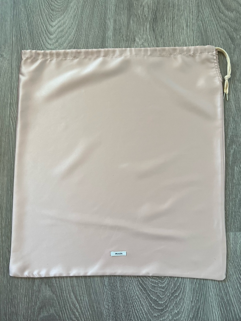 Prada dust bag (C807)